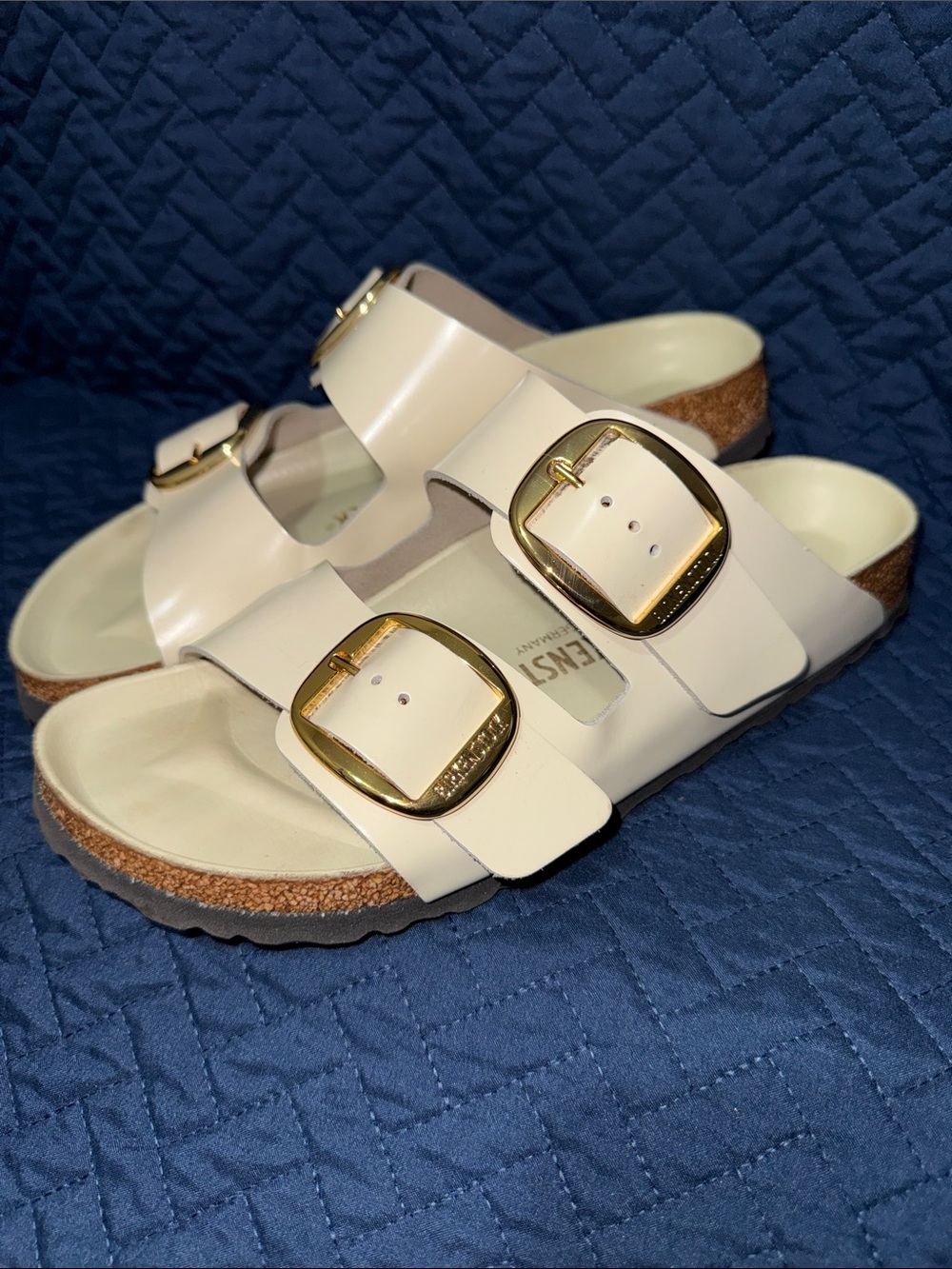 Birkenstock Women’s Arizona Gold Big Buckle White Birko-Flor Sandals EU 39 US 8